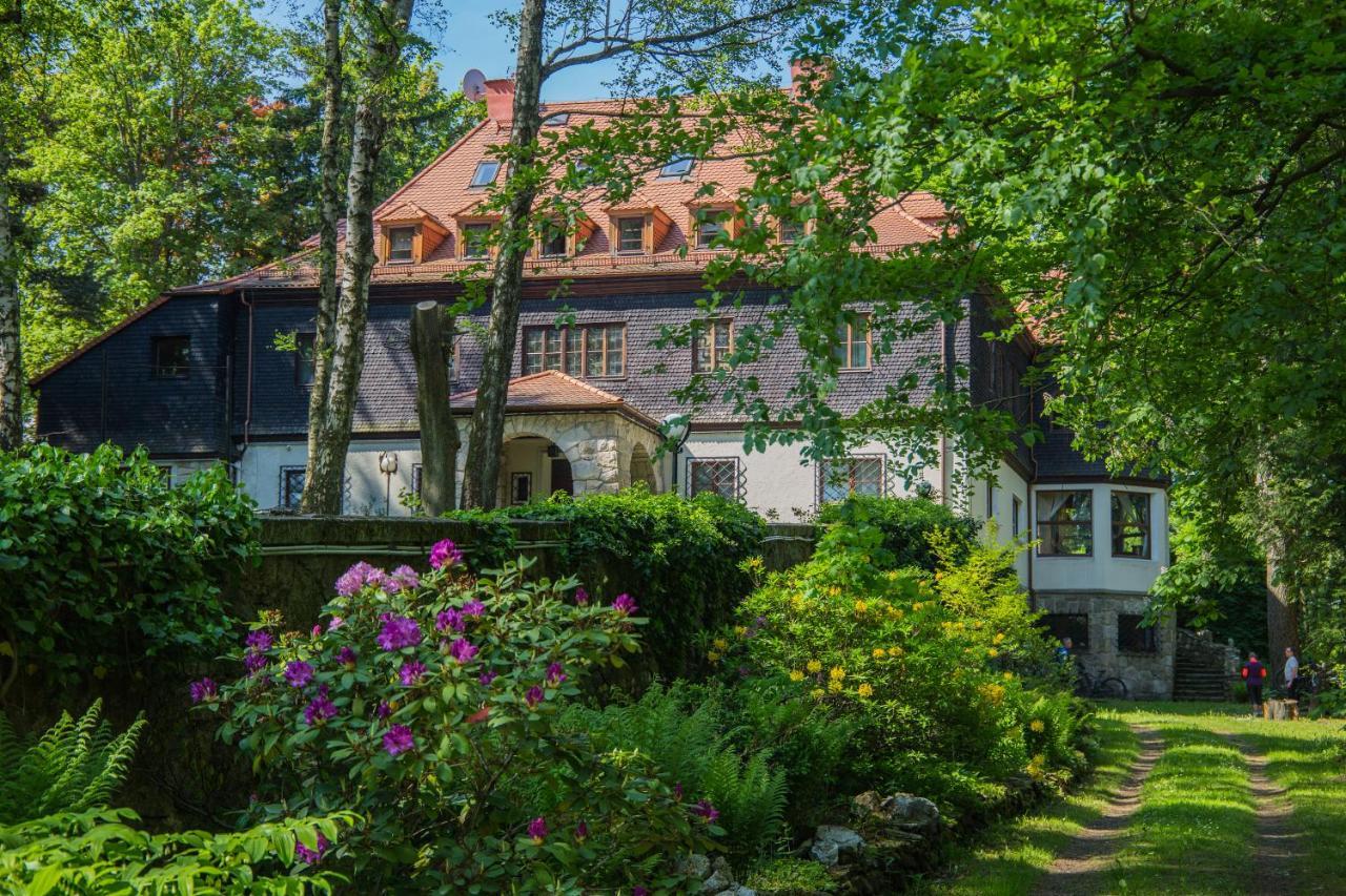 Bed and Breakfast Dworek Saraswati Świeradów-Zdrój Exterior foto